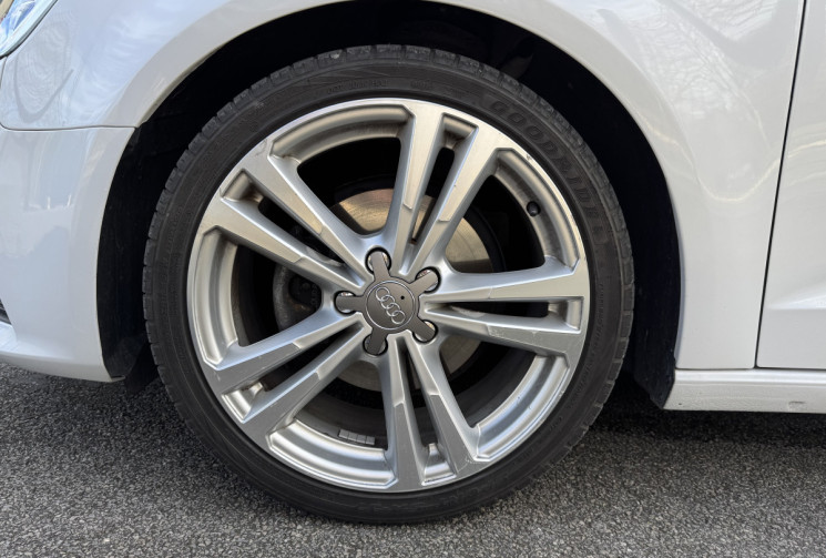 Audi A3 SPORTBACK S-line 1.4 TFSi 122 ch / Xenon / Sieges chauffants / Carnet d'entretien / Garantie