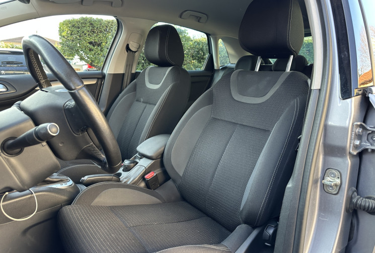 Citroën C4 PureTech 130ch Millenium EAT6 / Entretien 100% Citroen  / Courroie neuve