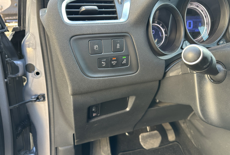 Citroën C4 PureTech 130ch Millenium EAT6 / Entretien 100% Citroen  / Courroie neuve