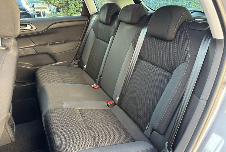 Citroën C4 PureTech 130ch Millenium EAT6 / Entretien 100% Citroen  / Courroie neuve