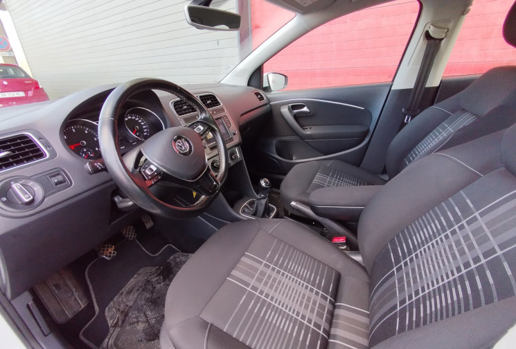 Volkswagen Polo (2) 1.4 TDi 90 S&S BlueMotion Technology Lounge 5P BVM5