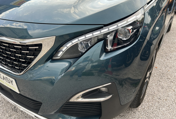 Peugeot 5008 II 2.0 BLUEHDI 180 Ch Allure Business EAT8 7 places * CAMERA * CARPLAY * GPS