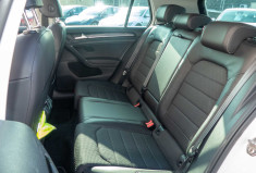 Volkswagen Golf  VII 1.4 TSI 150 DSG Carat toit ouvrant LED entretien 100% VW