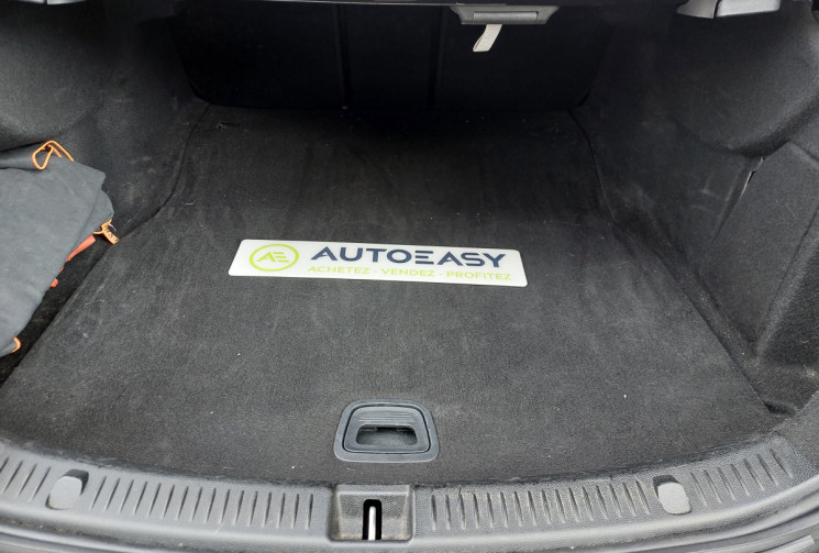 Mercedes CLASSE E 220 D 197 CH AVANTGARDE LINE 9G TRONIC  TOIT OUVRANT CAMERA 360°