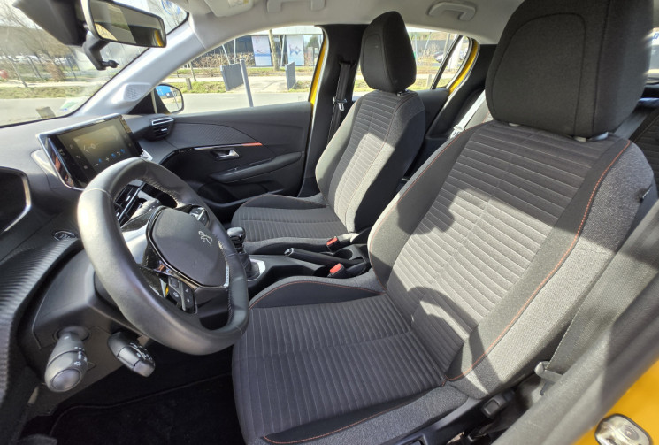 Peugeot 208 ACTIVE 1.5 Blue HDi S&S 100 cv * carplay * clim auto * tbe *