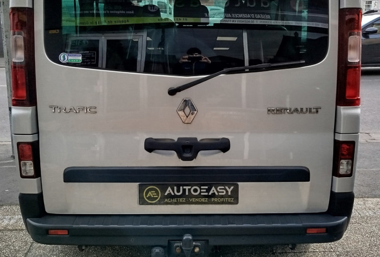 Renault TRAFIC Combi L2 / 1.6 dCi 125 ch intens 9 places