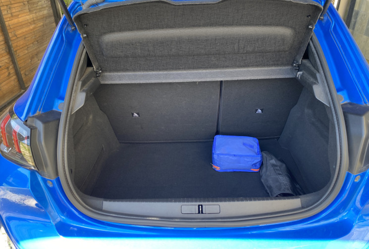 Peugeot 208 II 1.5 BLUEHDI 100CH GT