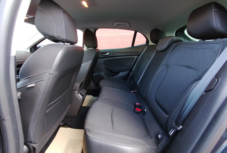 Renault Megane IV 1.3 TCe 140 Energy SL Limited BVM6 / 1° main