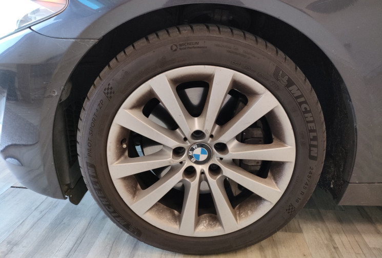 BMW SERIE 5  535iA 306ch Luxe Entretien OK
