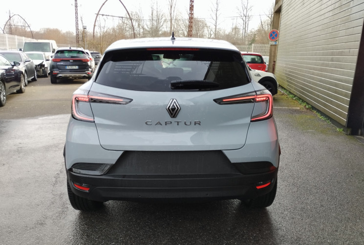 Renault Captur  II 1.3 TCe 160 EDC Mild Hybrid Techno  *NEUF* 2025