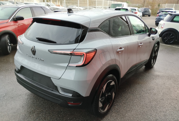 Renault Captur  II 1.3 TCe 160 EDC Mild Hybrid Techno  *NEUF* 2025