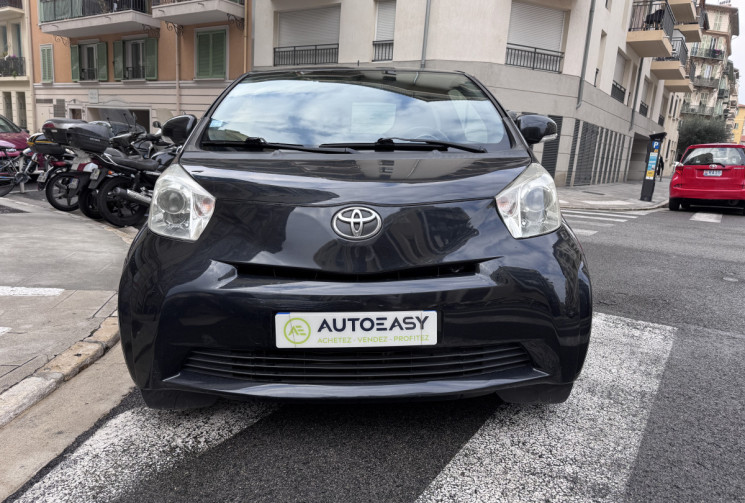 Toyota IQ 1.0 VVTI 68 CH BOITE AUTO 4 PLACES