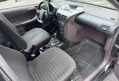 Toyota IQ 1.0 VVTI 68 CH BOITE AUTO 4 PLACES