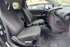 Toyota IQ 1.0 VVTI 68 CH BOITE AUTO 4 PLACES