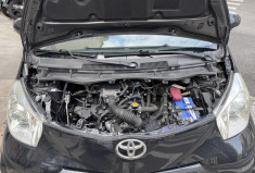 Toyota IQ 1.0 VVTI 68 CH BOITE AUTO 4 PLACES
