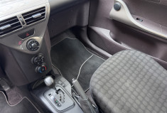 Toyota IQ 1.0 VVTI 68 CH BOITE AUTO 4 PLACES