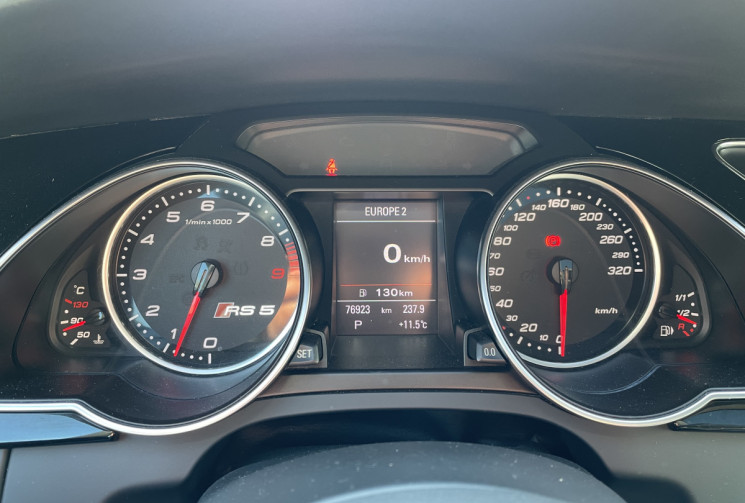 Audi RS5 4.2 V8 FSI 450 ch QUATTRO S Tronic 7/ 77000 km / Toit Ouvrant/ JA 20 / CUIR