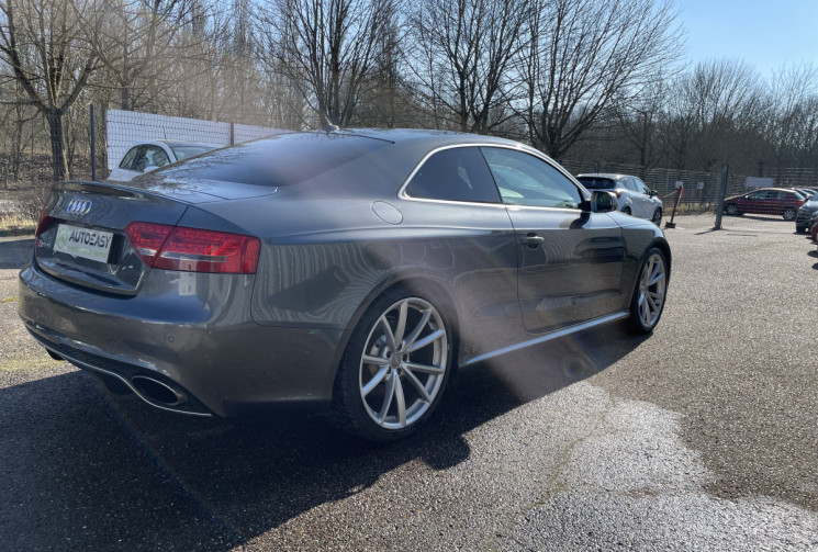 Audi RS5 4.2 V8 FSI 450 ch QUATTRO S Tronic 7/ 77000 km / Toit Ouvrant/ JA 20 / CUIR