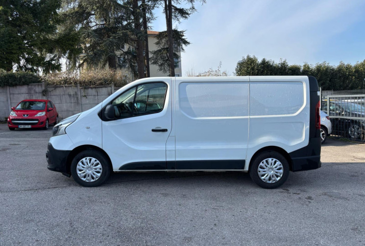 Renault TRAFIC L1H1 / 1.6 dCi 95 ch / CONFORT / 8990HT / 10788TTC