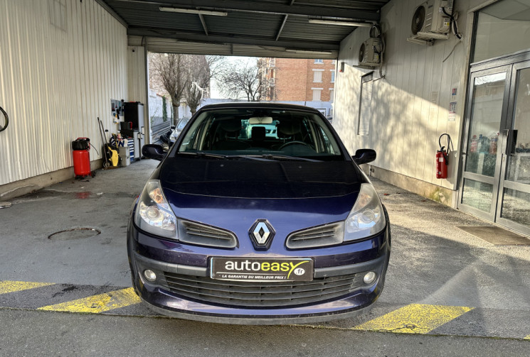 Renault CLIO 1.5 DCI 105 EXCEPTION BOITE 6 SEMI CUIR CLIM AUTO 