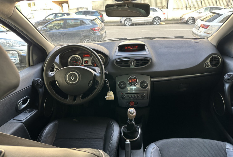 Renault CLIO 1.5 DCI 105 EXCEPTION BOITE 6 SEMI CUIR CLIM AUTO 