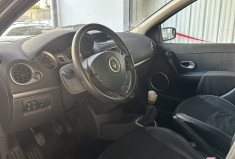 Renault CLIO 1.5 DCI 105 EXCEPTION BOITE 6 SEMI CUIR CLIM AUTO 