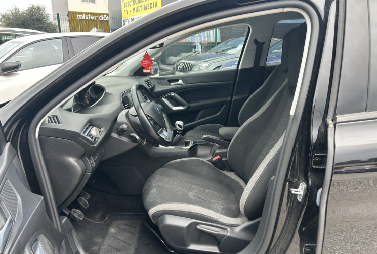 PEUGEOT 308 II 1.6 BLUEHDI 120 Ch STYLE 