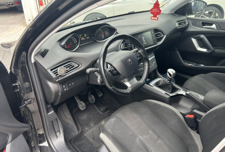 PEUGEOT 308 II 1.6 BLUEHDI 120 Ch STYLE 