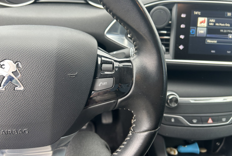 PEUGEOT 308 II 1.6 BLUEHDI 120 Ch STYLE 