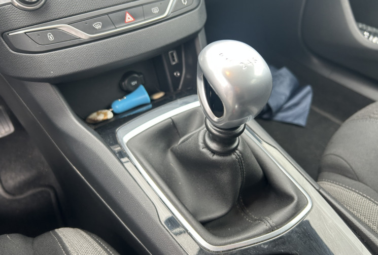 PEUGEOT 308 II 1.6 BLUEHDI 120 Ch STYLE 