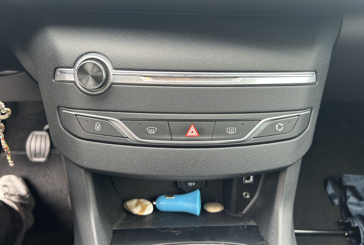 PEUGEOT 308 II 1.6 BLUEHDI 120 Ch STYLE 