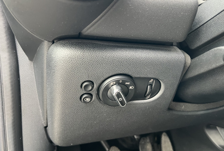 Mini Mini One 1.5 102 Blackfriars / 2ème Main / Toit Ouvrant / Véhicule Français / Radars AR / GPS