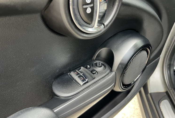 Mini Mini One 1.5 102 Blackfriars / 2ème Main / Toit Ouvrant / Véhicule Français / Radars AR / GPS