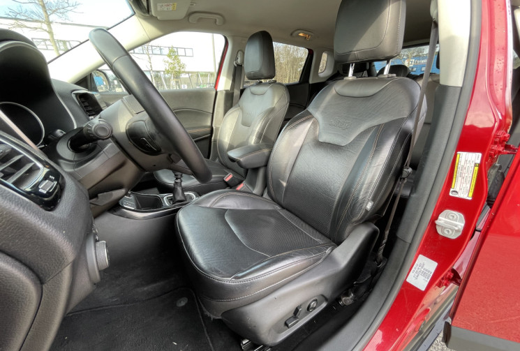 Jeep COMPASS LIMITED 120 cv 1.6 CRD * Carplay * Caméra * Attelage * Cuir * Sièges Chauffants * 2WD