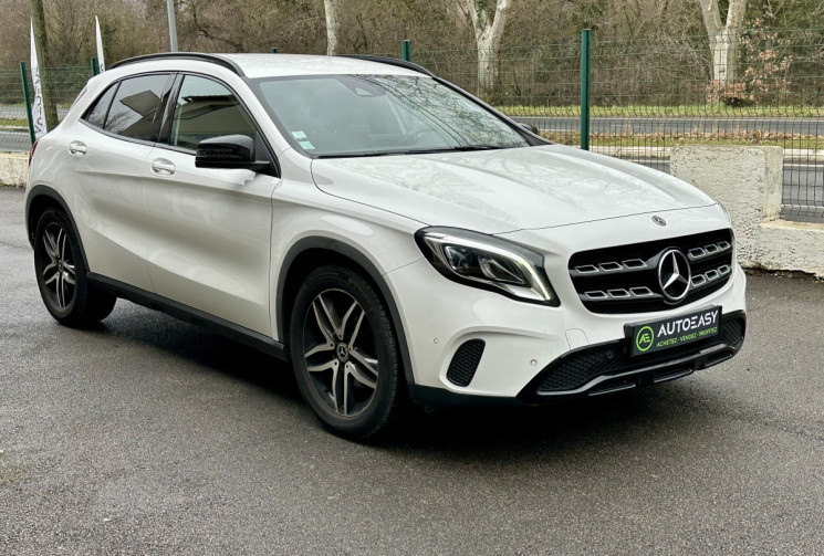 Mercedes GLA 200 1.6i 156 INSPIRATION + OPTIONS * ENTRETIEN FULL MERCEDES * CT OK * GARANTIE 6 MOIS
