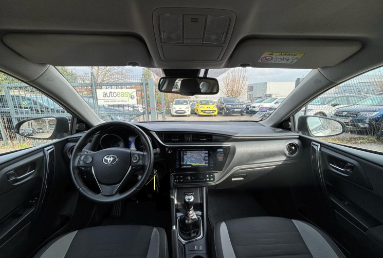Toyota AURIS II 1.2 116 ch / DESIGN