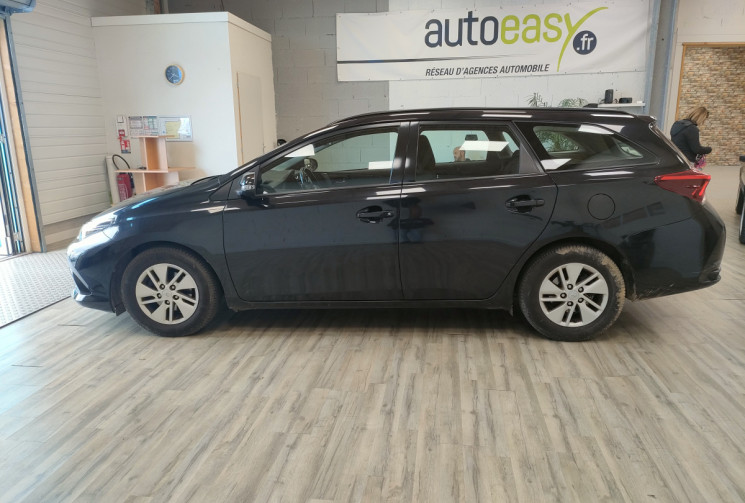 TOYOTA AURIS Touring Sports 90 D-4D Tendance