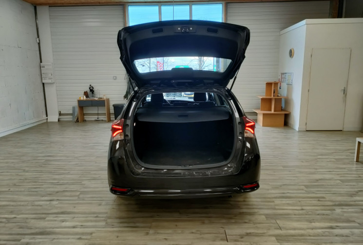 TOYOTA AURIS Touring Sports 90 D-4D Tendance