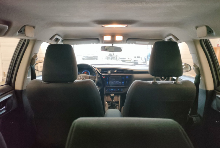 TOYOTA AURIS Touring Sports 90 D-4D Tendance