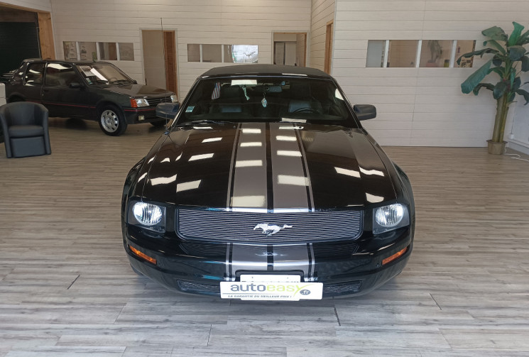 Ford MUSTANG Coupé cabriolet  4.0 V6 214 cv Boîte auto éthanol