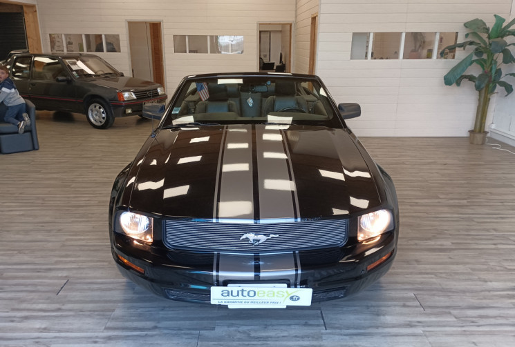 Ford MUSTANG Coupé cabriolet  4.0 V6 214 cv Boîte auto éthanol