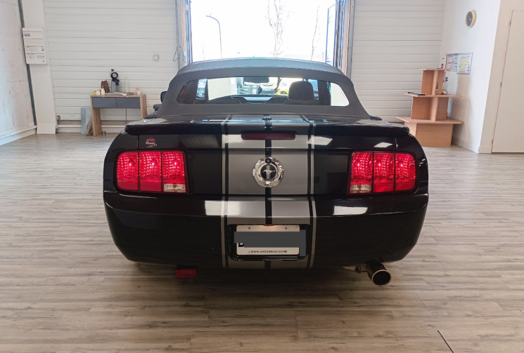 Ford MUSTANG Coupé cabriolet  4.0 V6 214 cv Boîte auto éthanol
