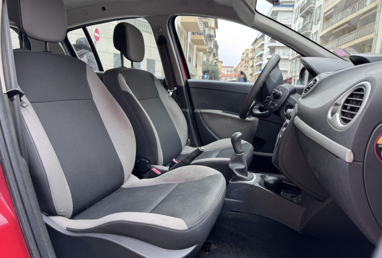 Renault CLIO 1.2 i 75 CH PACK CLIM 63500 KMS