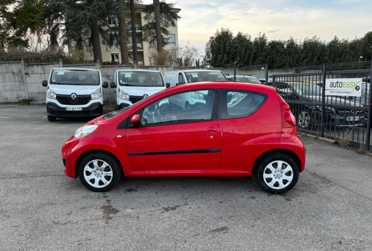Peugeot 107 1.0 Trendy / Boite auto / Clim