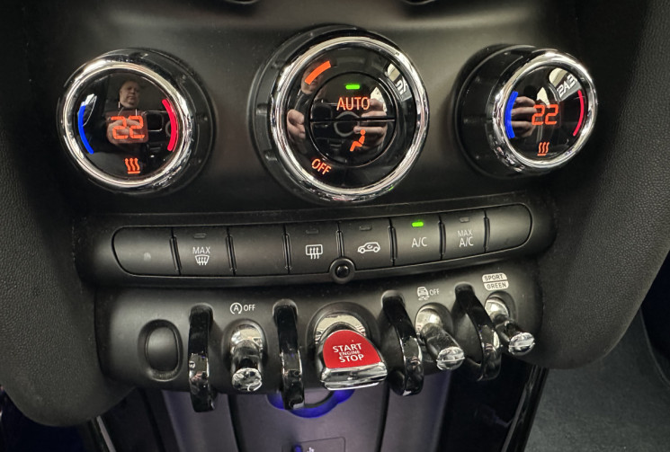 Mini MINI 5P 2.0 192 COOPER S EXQUISITE * ENTRETIEN COMPLET A JOUR * CT OK * GARANTIE 6 MOIS