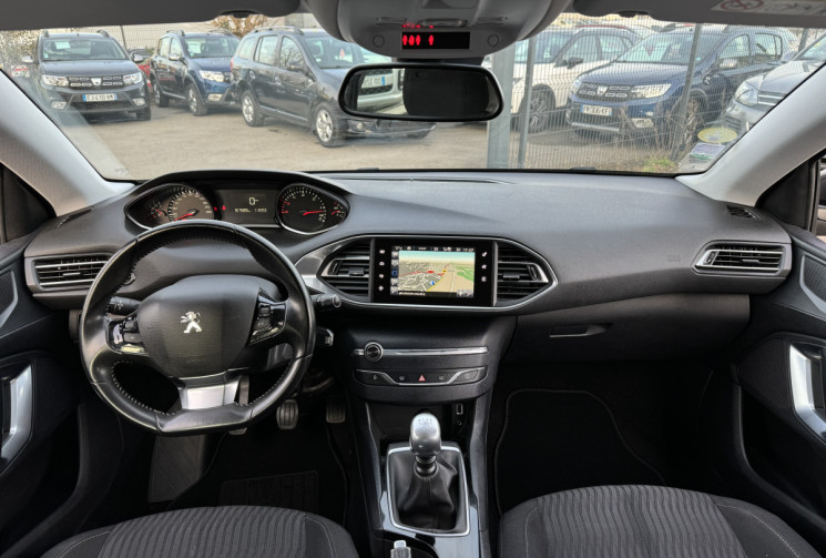 Peugeot 308 1.6 BLUEHDI / 120 CH / BUSINESS PACK 