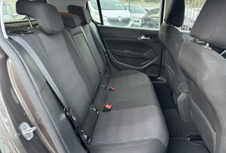 Peugeot 308 1.6 BLUEHDI / 120 CH / BUSINESS PACK 