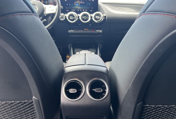 Mercedes GLA 250e 1.3 i 8G-DCT 158 cv BLACK EDITION