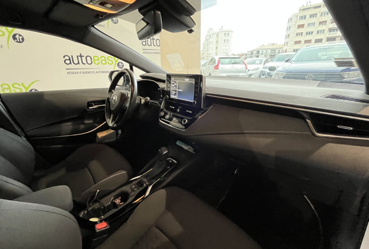 Toyota COROLLA  1.8 VVT-i DYNAMIC MY20 122 ch Boîte auto / Entretien Toyota