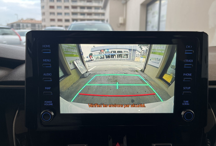 Toyota COROLLA  1.8 VVT-i DYNAMIC MY20 122 ch Boîte auto / Entretien Toyota